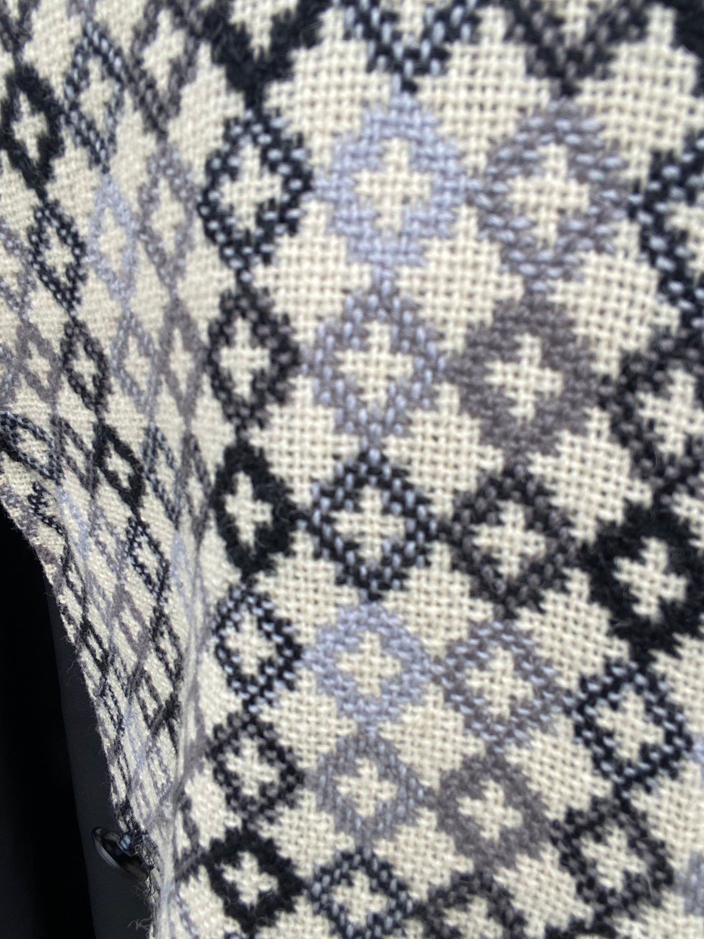 Vintage black white grey print long hooded Welsh Wool Tapestry cape buttons pockets size L 18