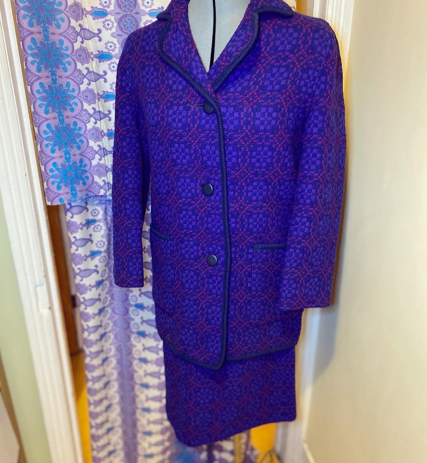 Vintage 60s Welsh wool Tapestry pea coat skirt set suit purple size 12 pockets Eclipse