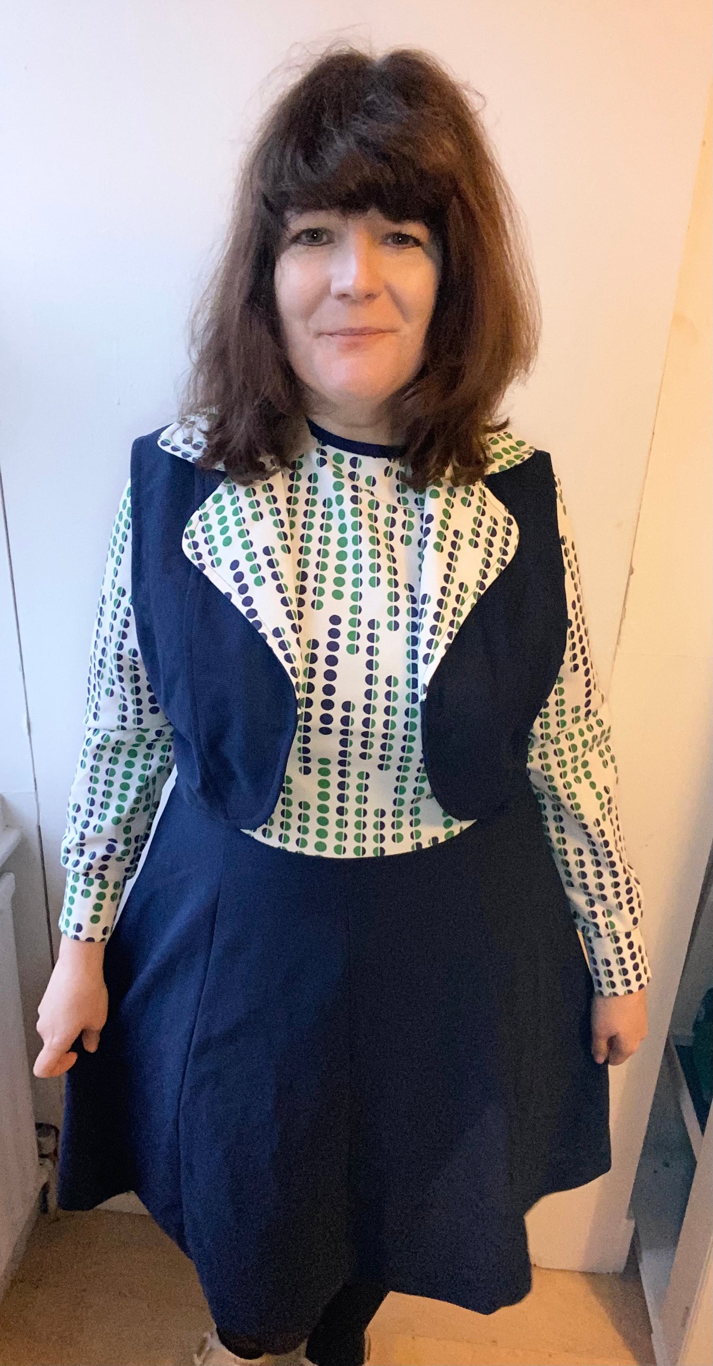 Vintage blue green white C&A 60s 70s waistcoat dress suit two piece polyester size 18 20
