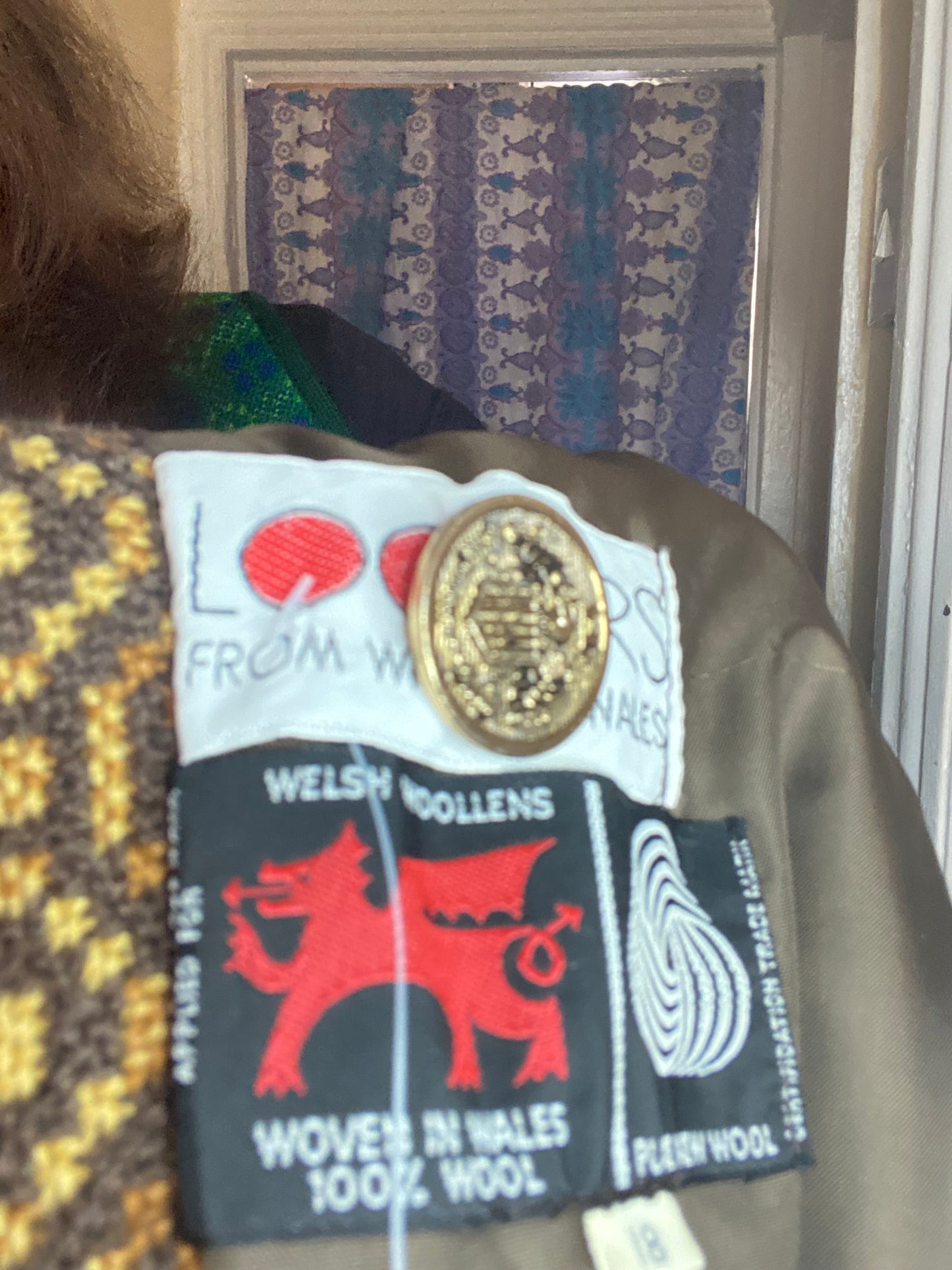 Vintage Welsh Wool Tapestry long cape geometric Celtic print brown tan bronze buttons pockets up to size 18 20