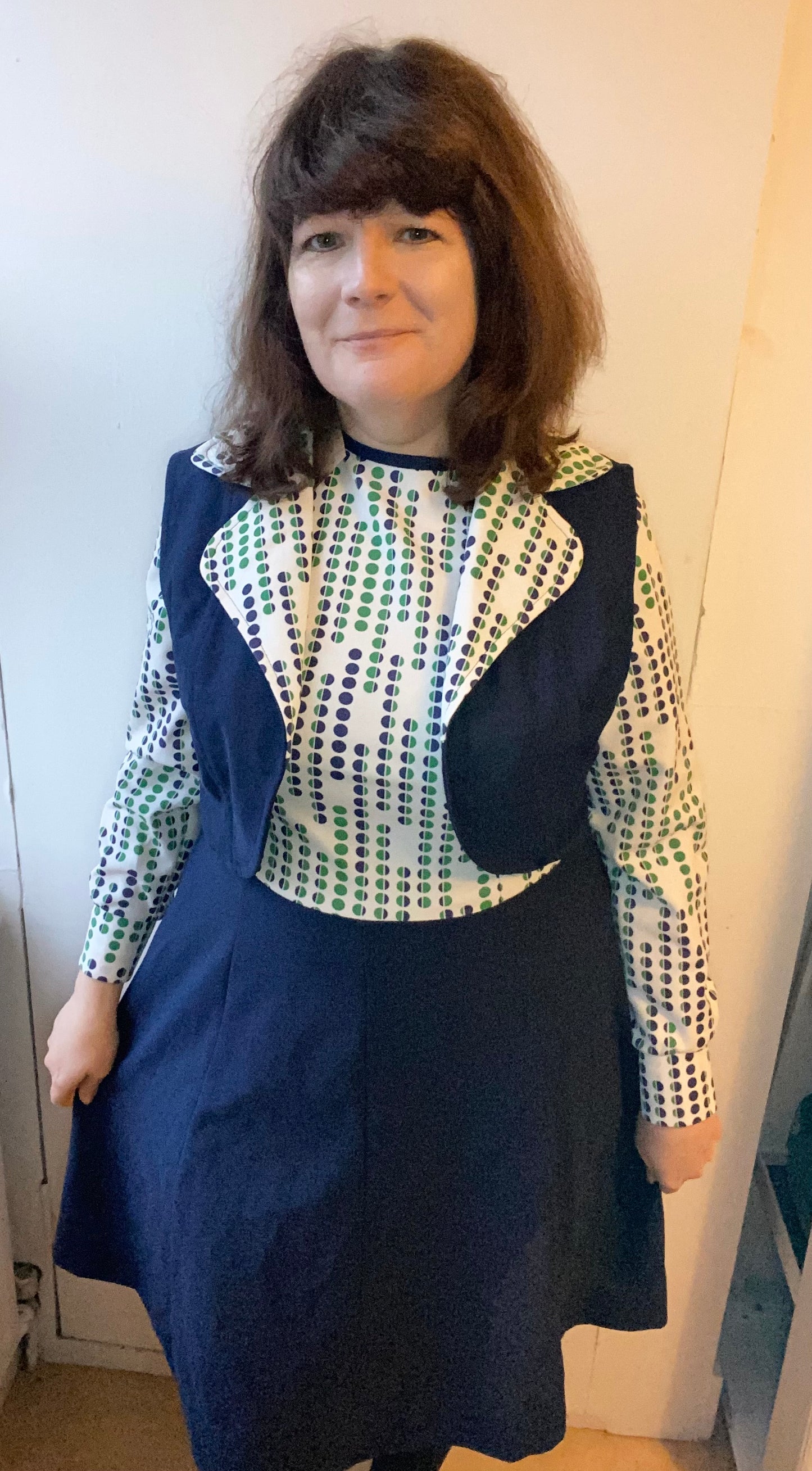 Vintage blue green white C&A 60s 70s waistcoat dress suit two piece polyester size 18 20