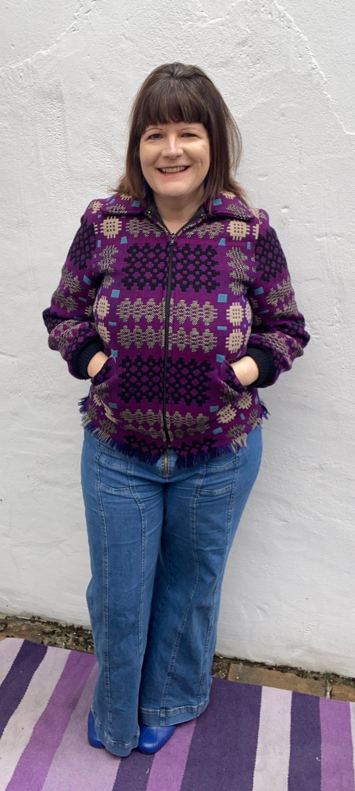 Vintage 60s 70s Welsh Wool Tapestry Jacket zip portcullis print purple white size 12 14 pockets Jon Ro Fashions