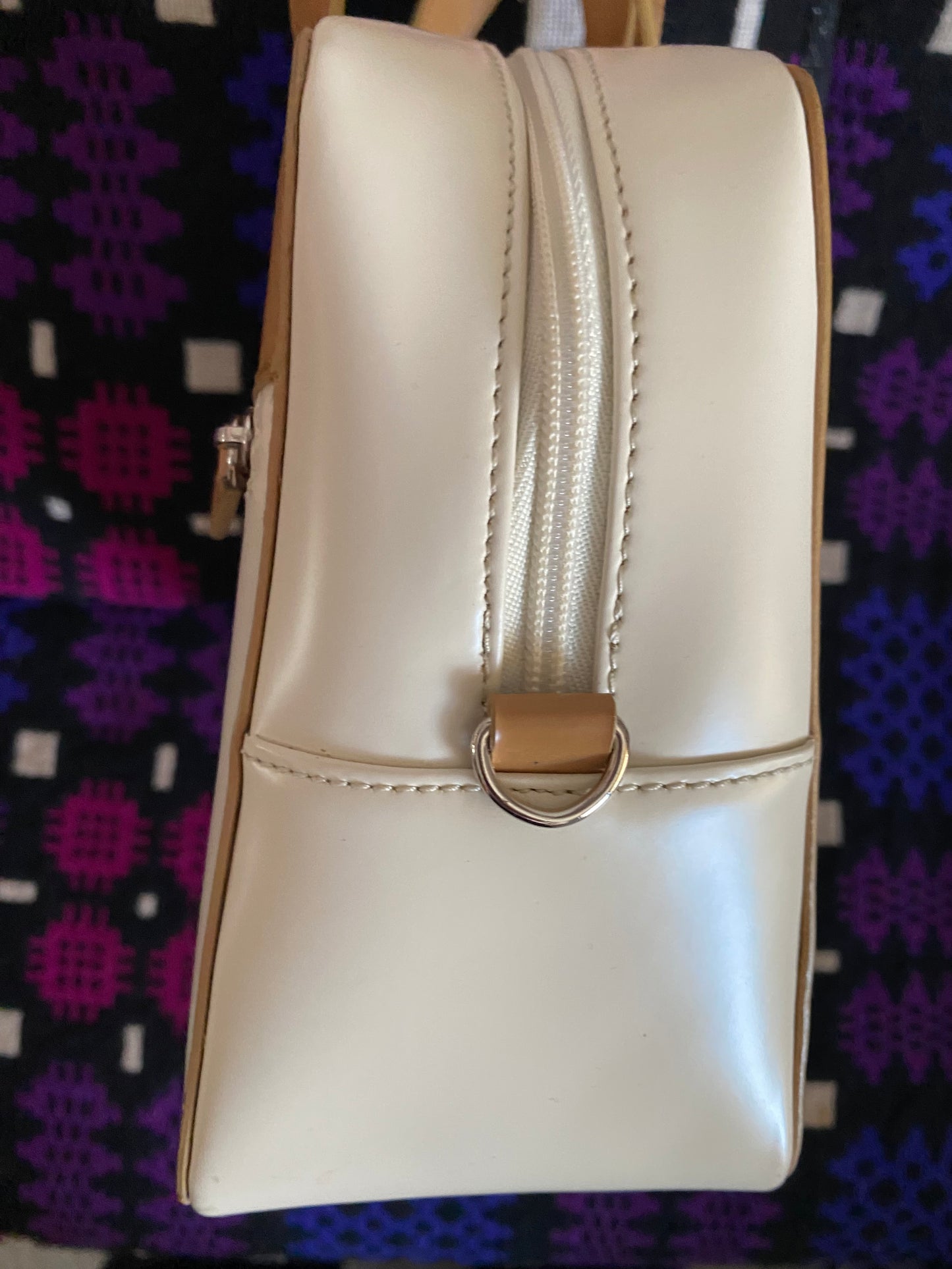 Vintage Mario Valentino brown tan white cream leather hand bag handbag zip up pockets 1970s 1980s