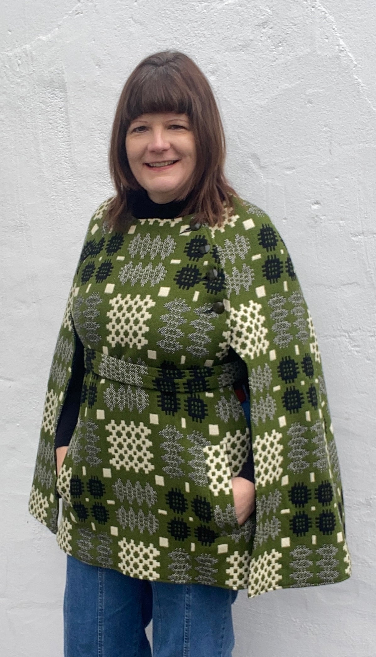 Vintage Welsh Wool Tapestry cape Portcullis print khaki green white grey belt side buttons pockets up to size 14