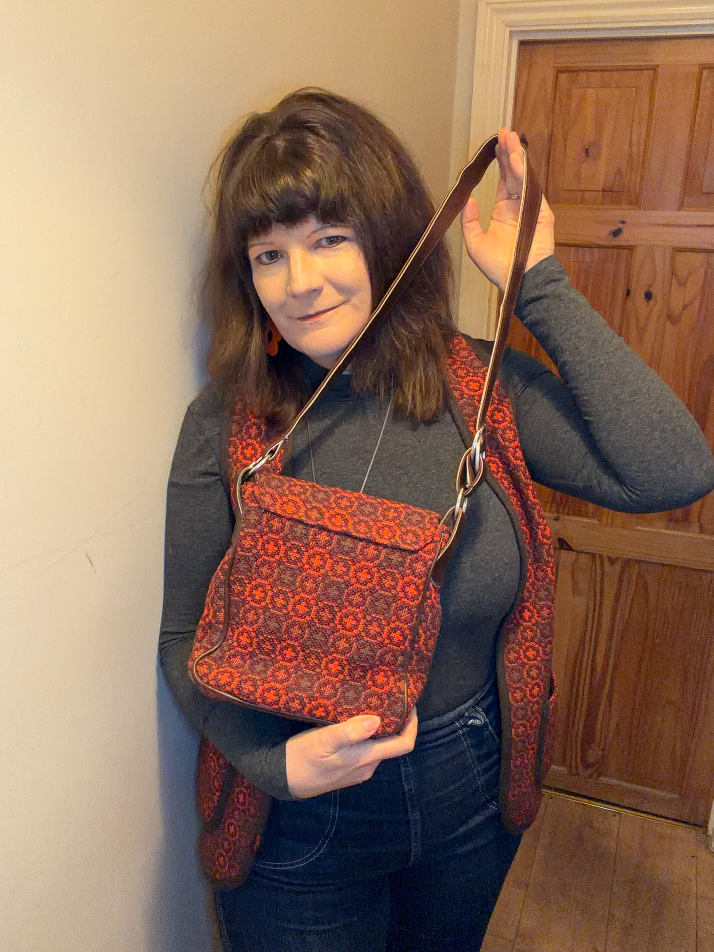 Vintage orange brown Welsh Wool Tapestry medium shoulder hand bag handbag