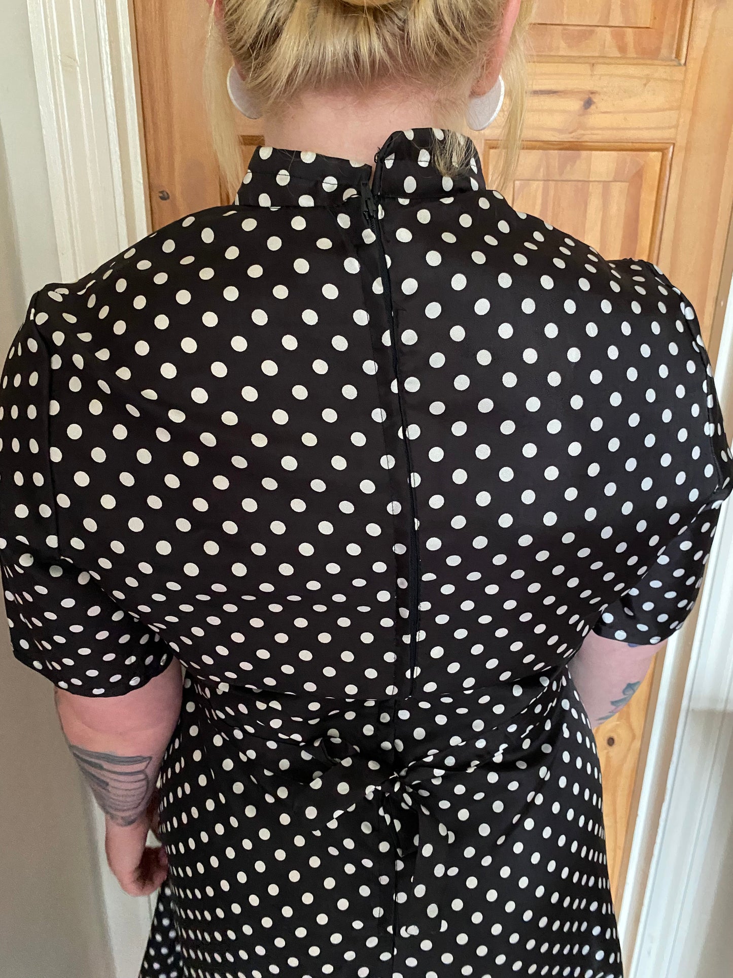 Vintage Black white 60s high neck polka dot belted midi dress size 18 20