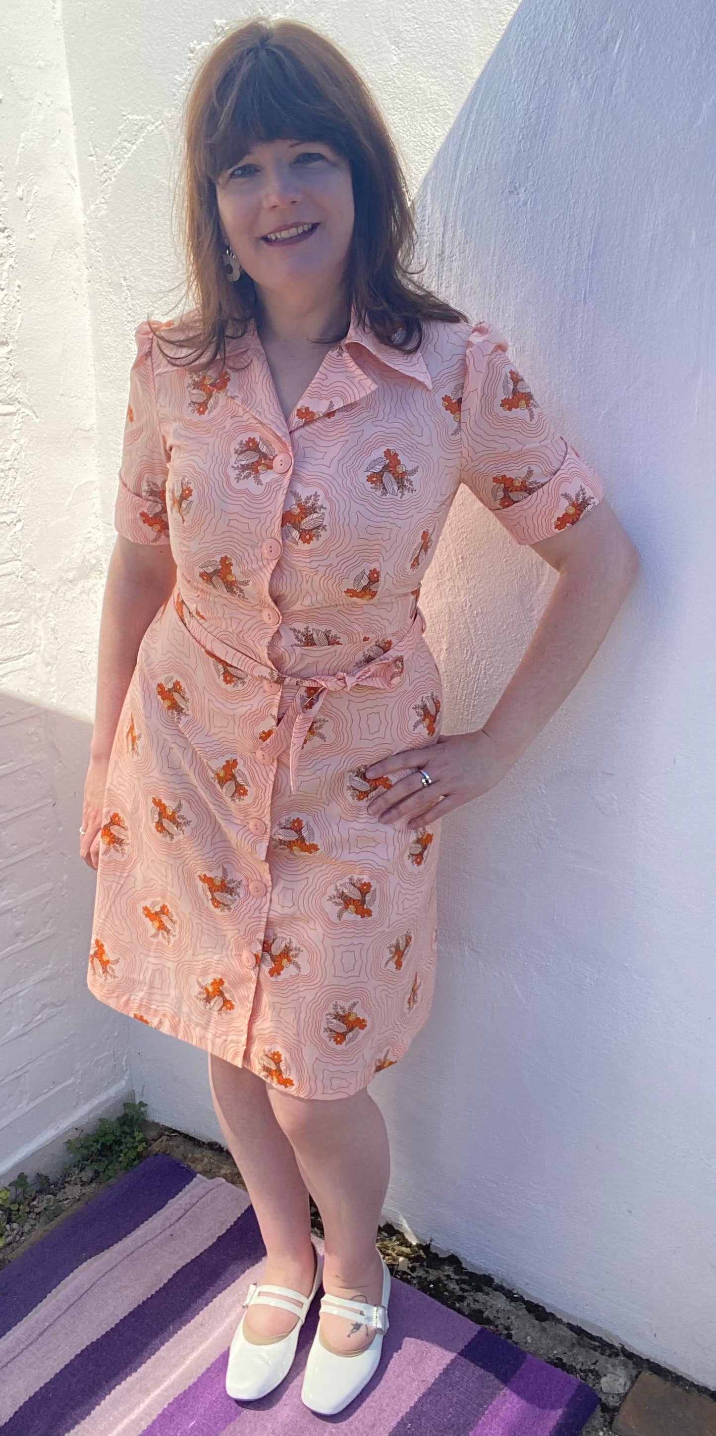 Vintage 70s Cotton polyester orange peach print belted shirt dress print size 10 12