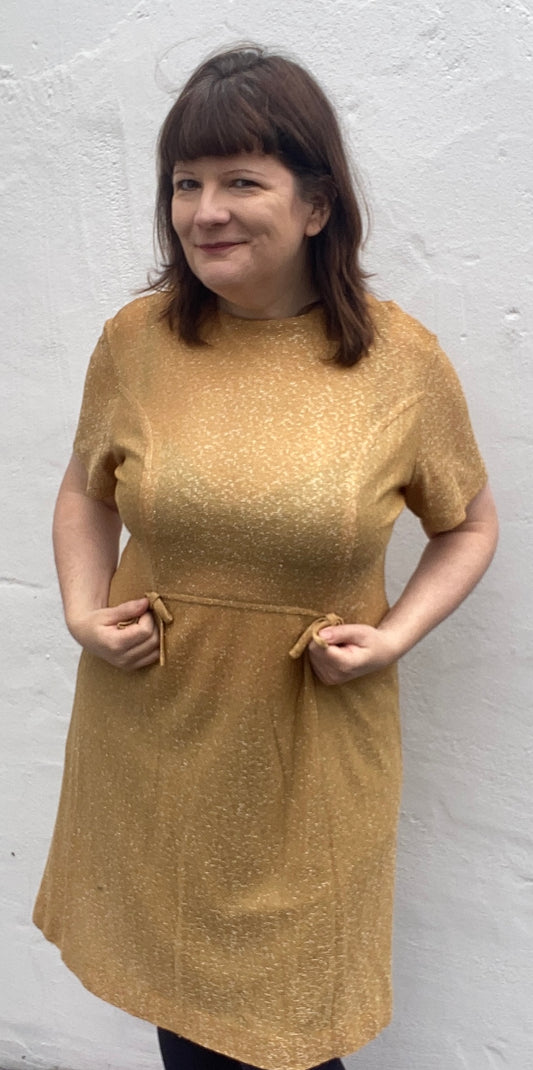 Vintage 60s 70s glitter gold evening shift dress with bow detail polyester short sleeves size 20