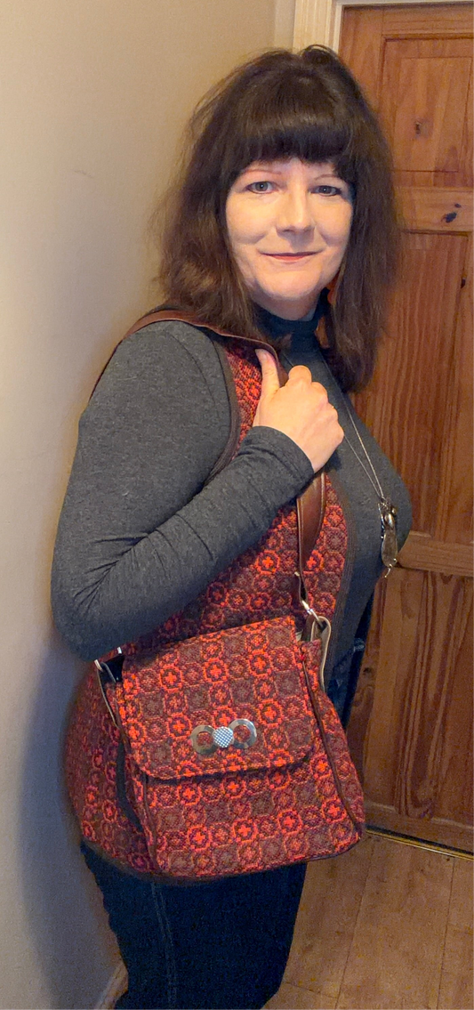 Vintage orange brown Welsh Wool Tapestry medium shoulder hand bag handbag