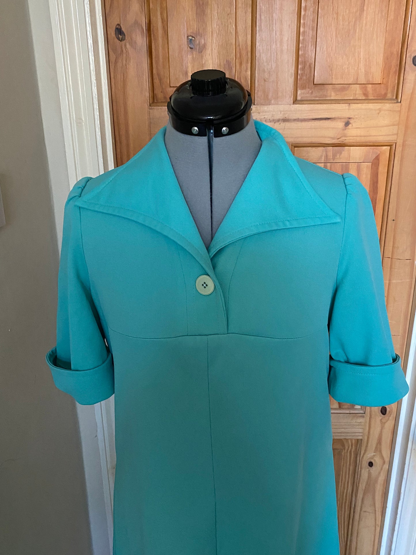 Vintage turquoise aqua blue 70s short sleeve polyester collar dress by Linzi size 14 16