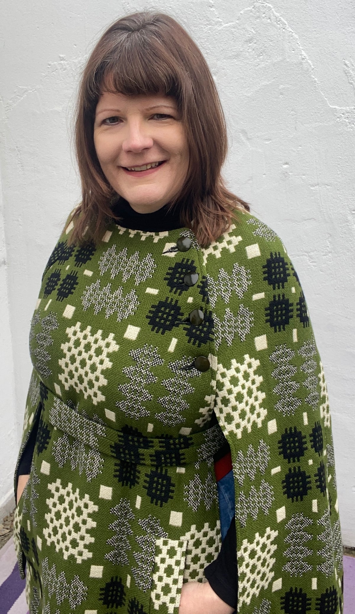 Vintage Welsh Wool Tapestry cape Portcullis print khaki green white grey belt side buttons pockets up to size 14