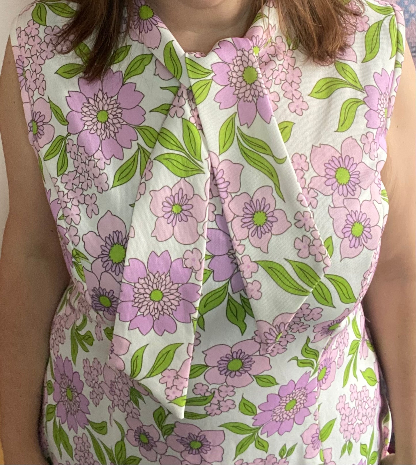 Vintage lilac white green floral print tie neck dress 60s size 16 18 polyester sleeveless