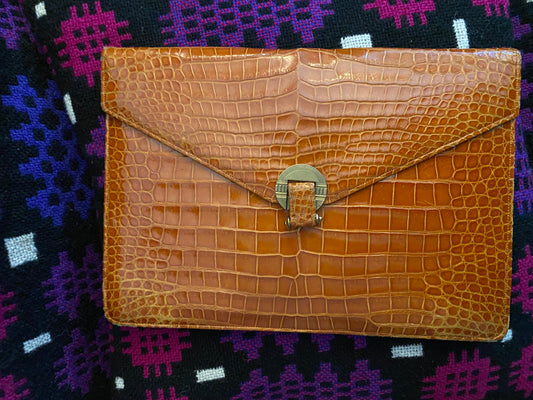 Vintage brown croc leather envelopes clutch hand bag handbag leather strap 1960s