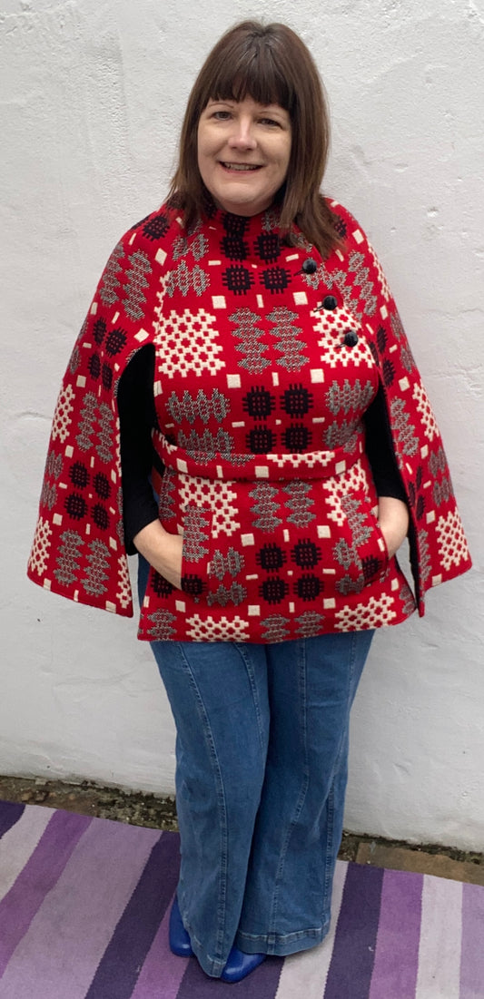 Vintage Welsh Wool Tapestry cape Portcullis print red white grey belt side buttons pockets up to size 14