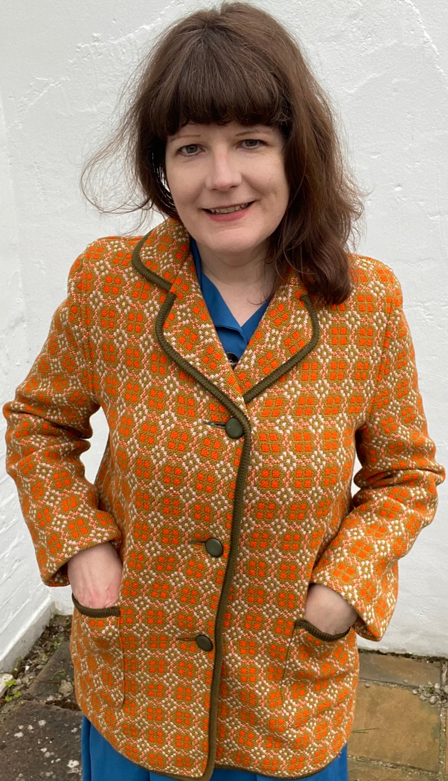 Vintage Welsh Wool Tapestry pea coat orange size geometric eclipse print size 14 pockets