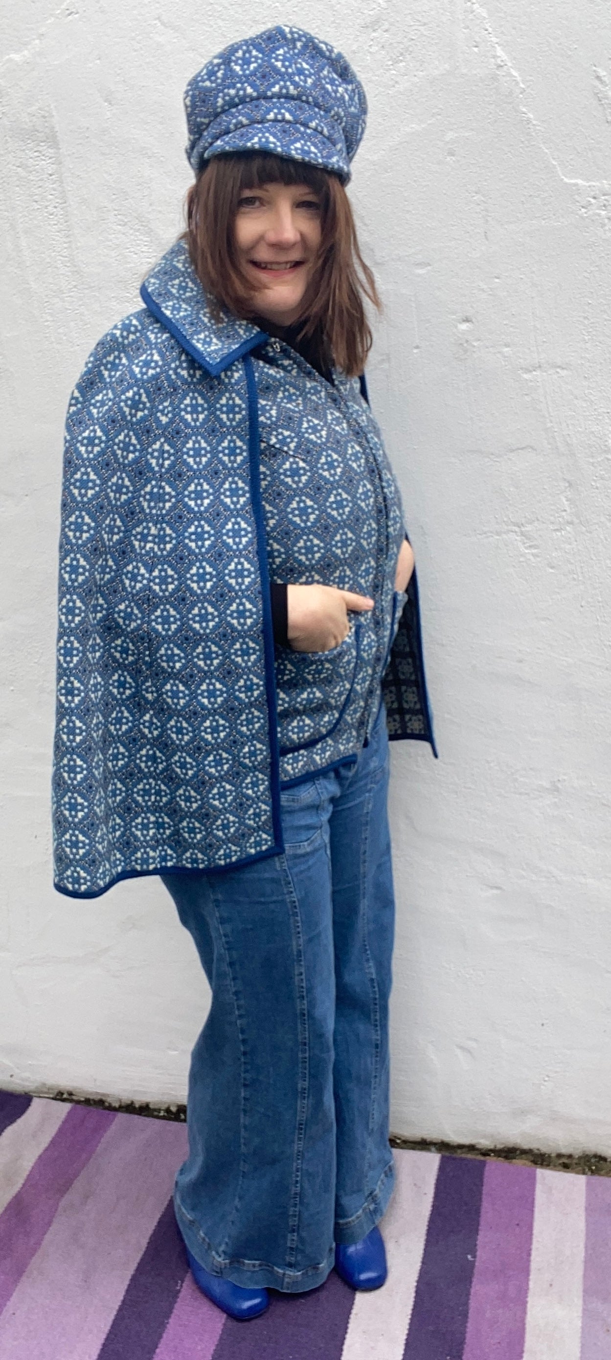 Vintage Welsh Wool Tapestry baker boy hat blue size S-M geometric print