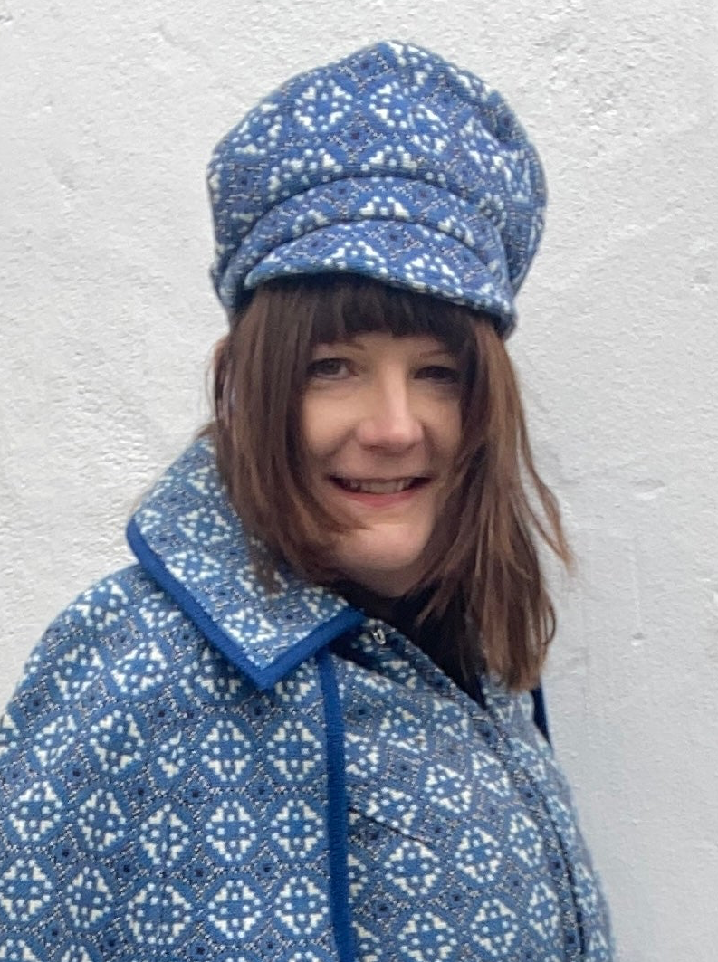 Vintage Welsh Wool Tapestry baker boy hat blue size S-M geometric print