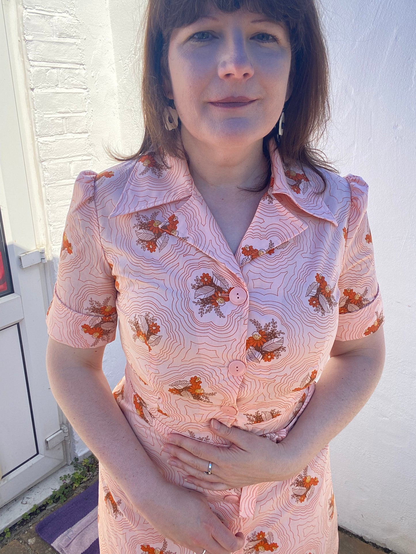 Vintage 70s Cotton polyester orange peach print belted shirt dress print size 10 12