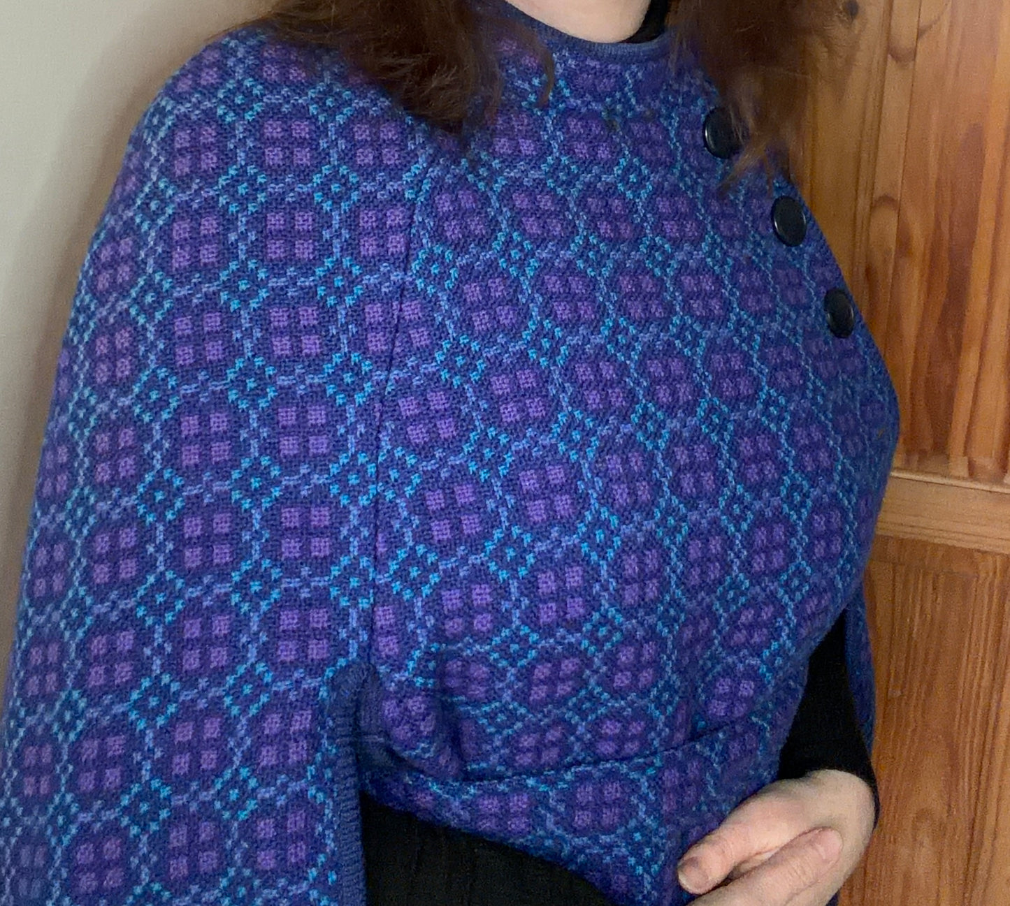 Vintage Welsh Wool Tapestry cape Eclipse geometric print blue pink belt side buttons pockets up to size 14. 40 inch bust