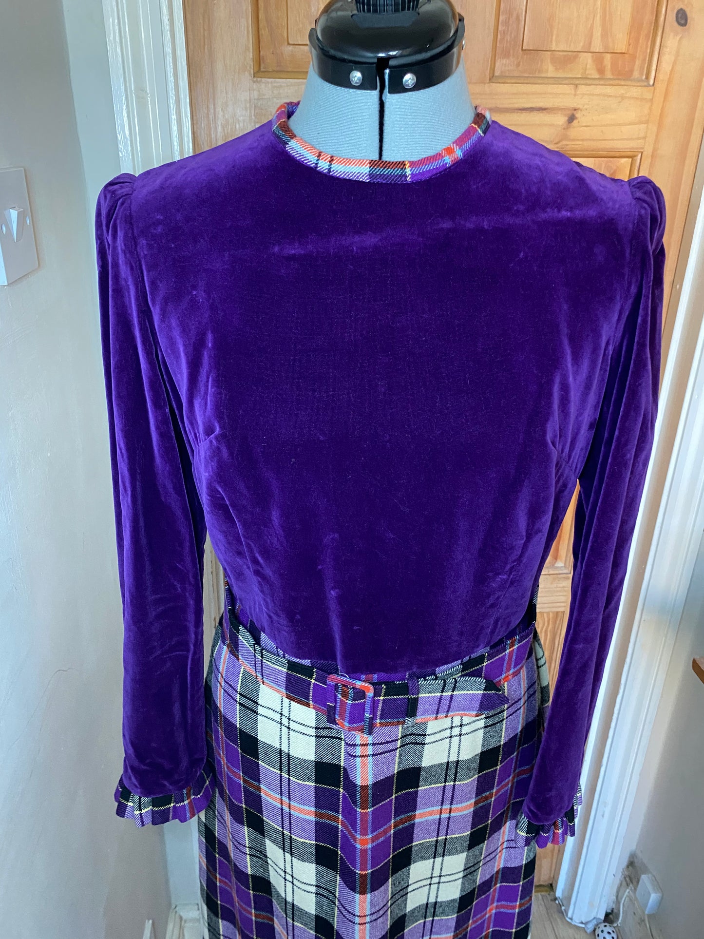 Vintage 70s purple velvet wool tartan print long sleeve maxi dress size 14 Ceilidh Christmas