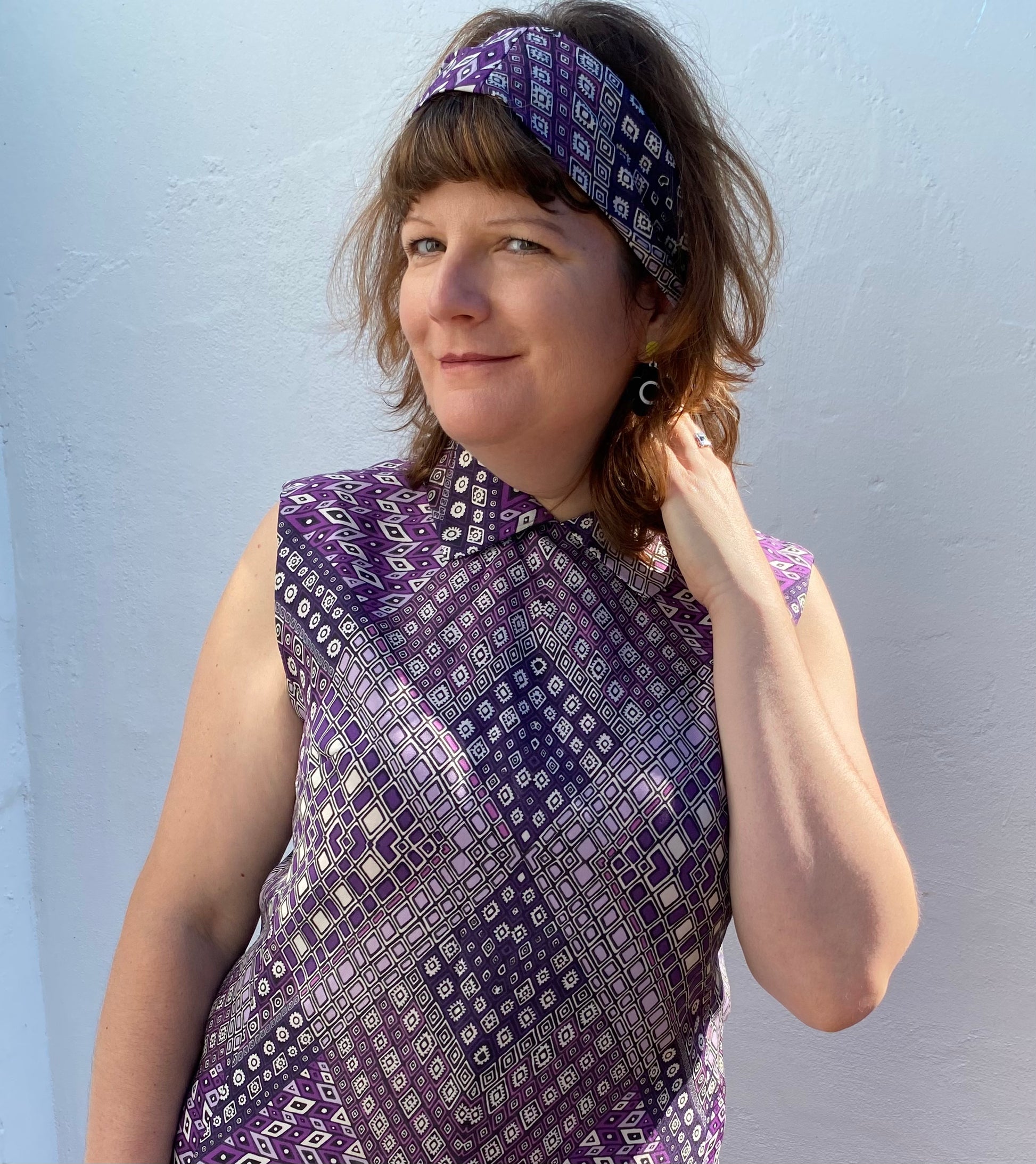 Vintage Handmade polyester silk 60s 70s geometric print pleated