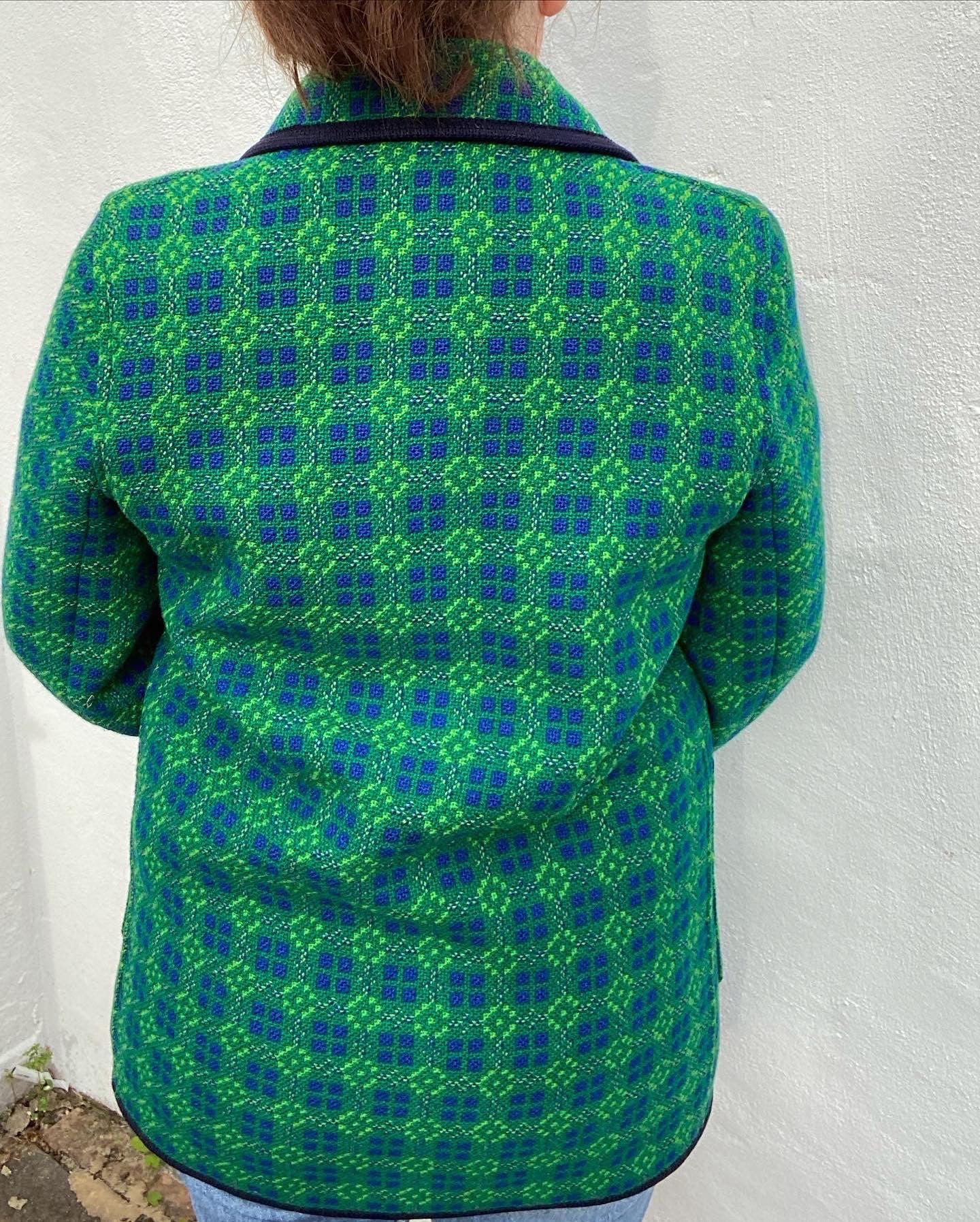 Vintage Welsh Wool Tapestry Pea coat jacket Green blue size 12 Eclipse geometric print pockets