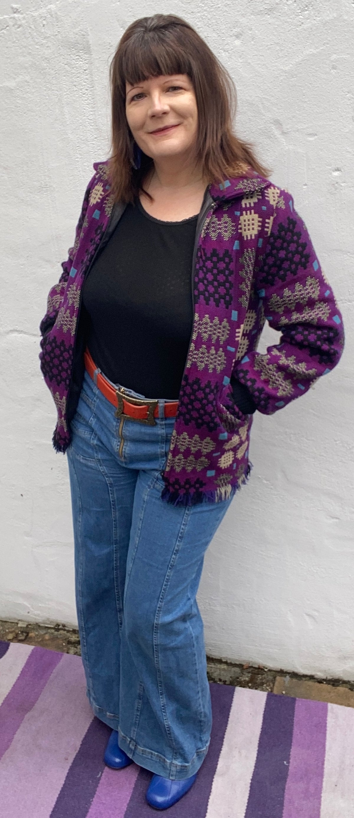 Vintage 60s 70s Welsh Wool Tapestry Jacket zip portcullis print purple white size 12  14 pockets Jon Ro Fashions