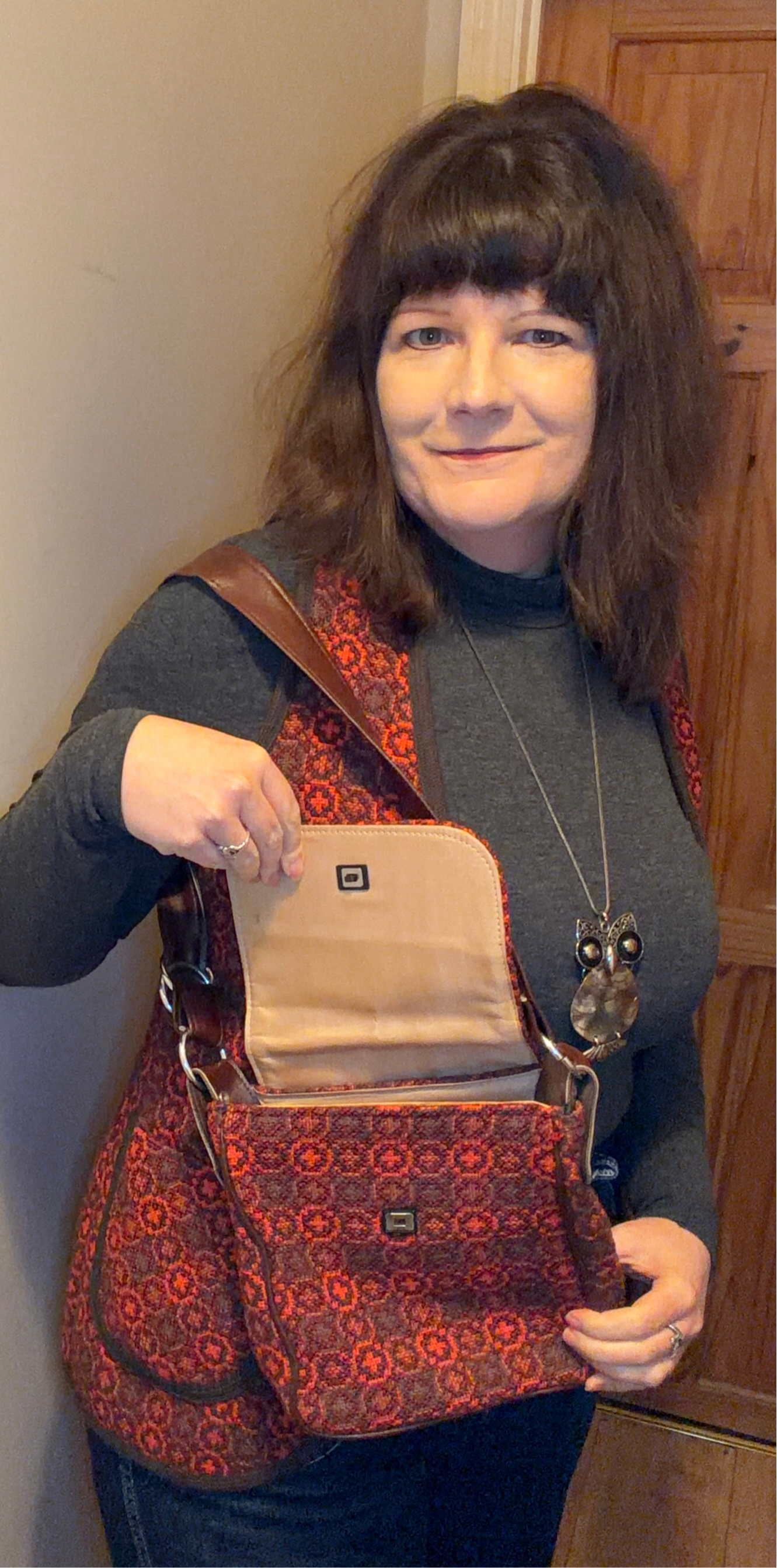 Vintage orange brown Welsh Wool Tapestry medium shoulder hand bag handbag