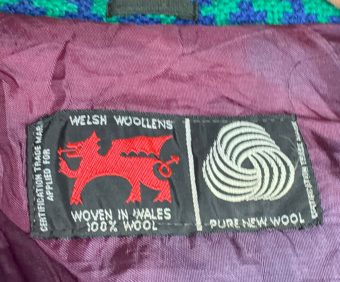 Vintage Welsh Wool Tapestry cape geometric print green blue belt side buttons pockets up to size 14. 40 inch bust