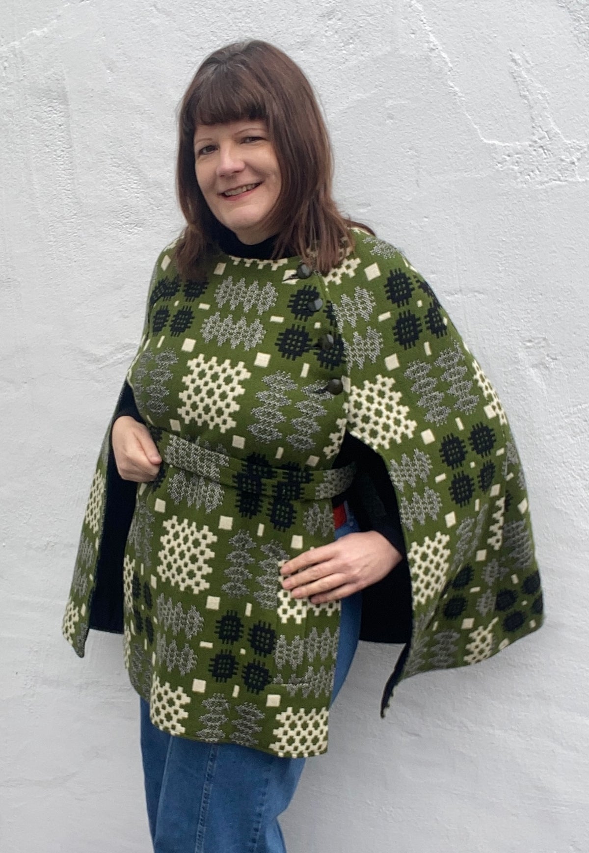Vintage Welsh Wool Tapestry cape Portcullis print khaki green white grey belt side buttons pockets up to size 14