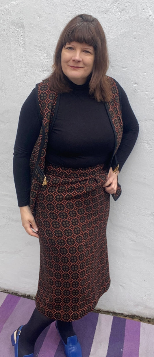 Vintage 60s Welsh wool tapestry pencil skirt coral orange brown Eclipse print size 12 14