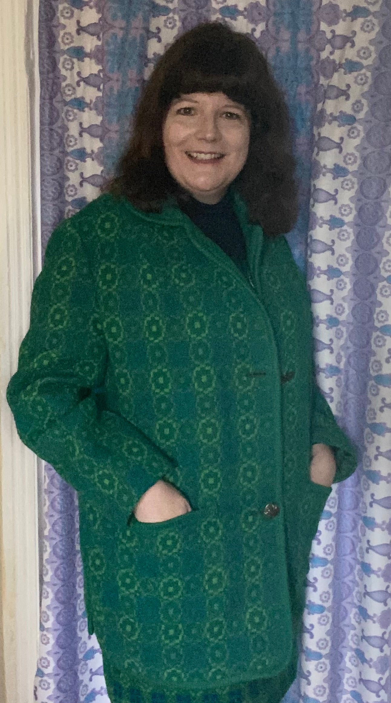 Vintage Welsh Wool Tapestry pea coat green print bronze dragon buttons pockets up to size 20 22