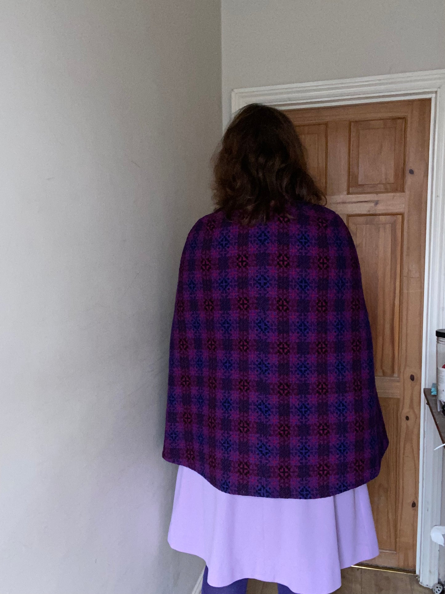 Vintage Welsh Wool Tapestry cape pink purple side bottons pockets size 14