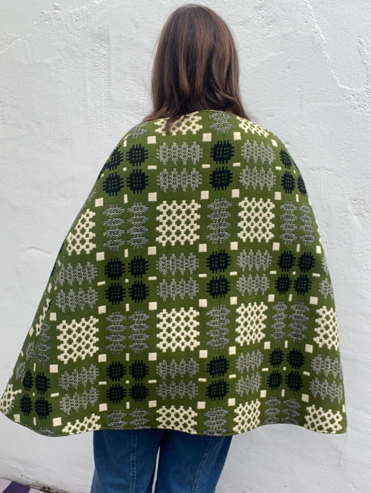 Vintage Welsh Wool Tapestry cape Portcullis print khaki green white grey belt side buttons pockets up to size 14