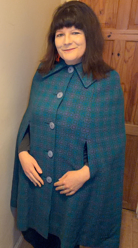 Vintage blue pink turquoise print long Welsh Wool Tapestry cape collar buttons up to size 18 20