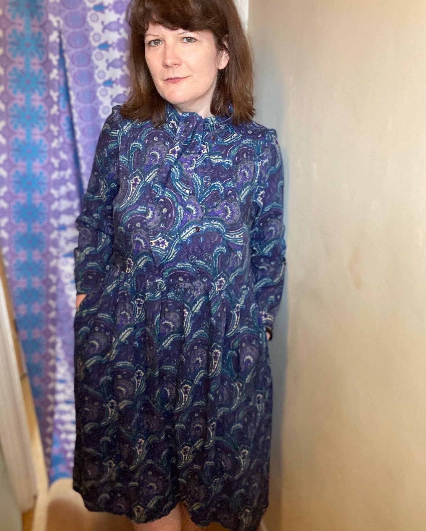 Vintage Liberty print wool dress blue paisley 80s tie neck dress long sleeves size 16