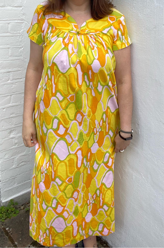 Vintage Bright Yellow Hawaiian Barkcloth 70s maxi dress [18 20]