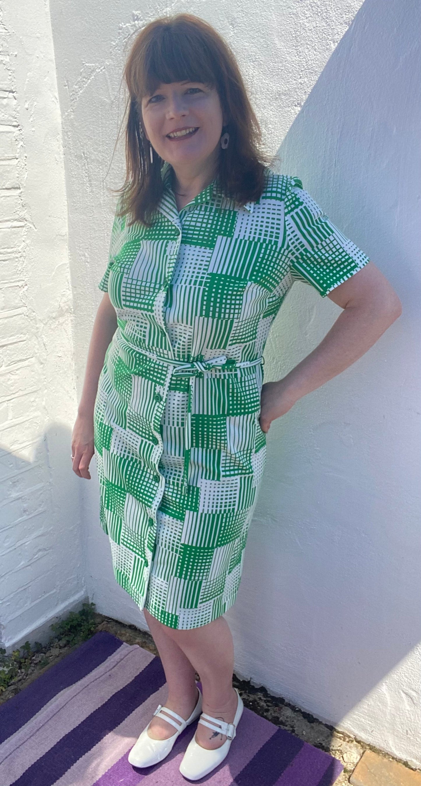 Vintage 70s green white St Michael shirt dress with belt short sleeves polyester size 14 16