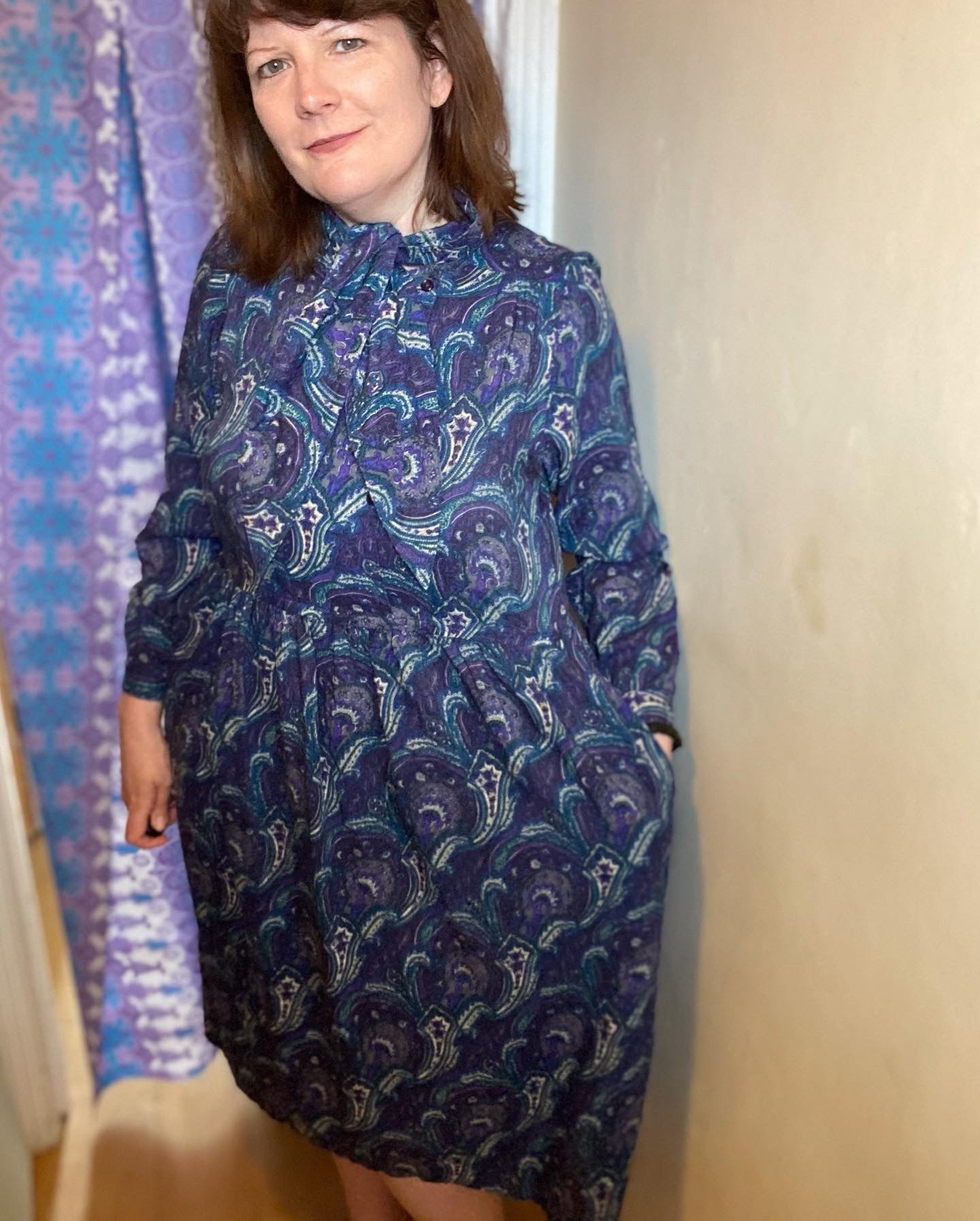 Vintage Liberty print wool dress blue paisley 80s tie neck dress long sleeves size 16