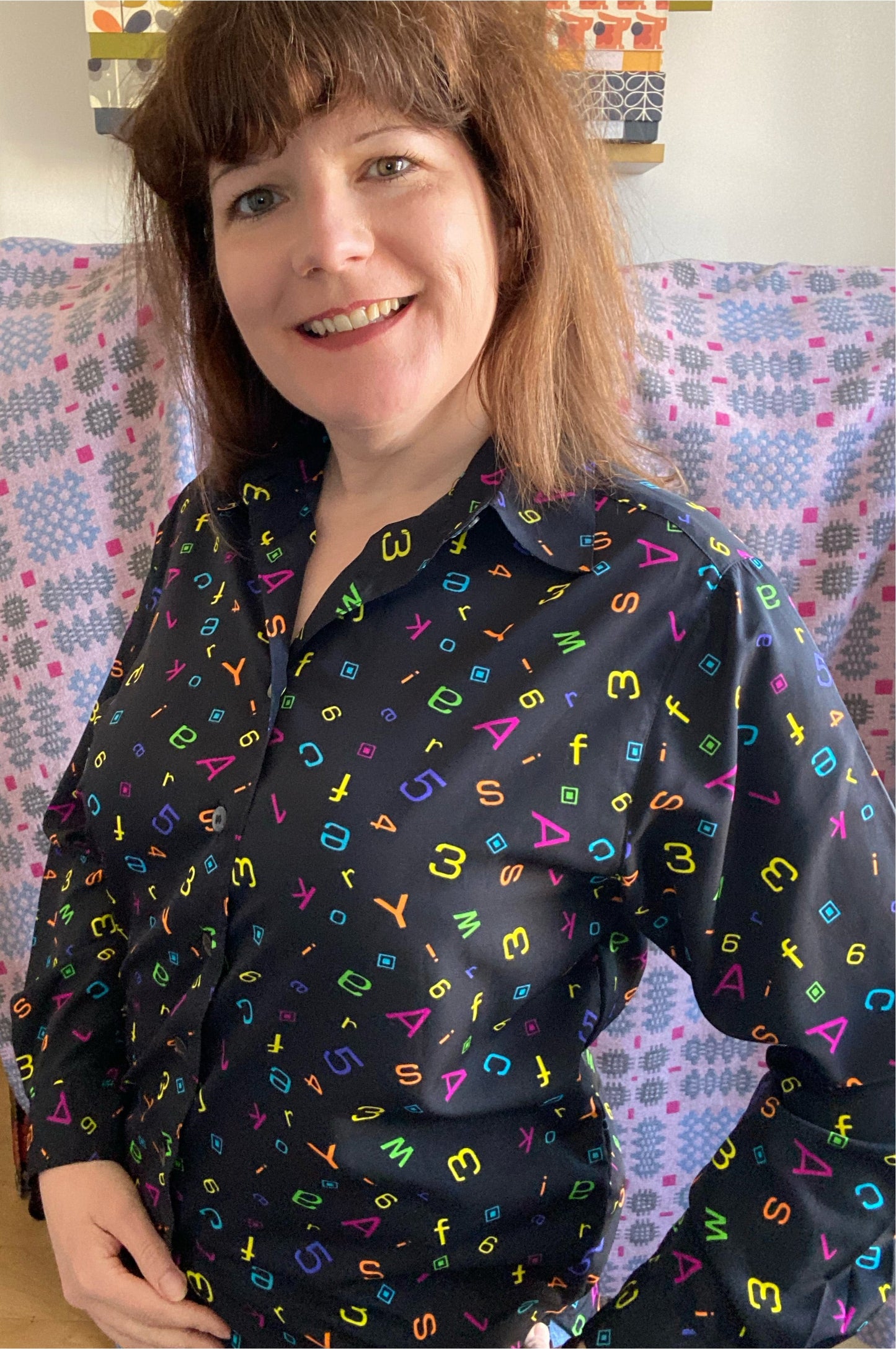 Vintage Alpha numeric 80s blouse black multi colour shirt bright size 16