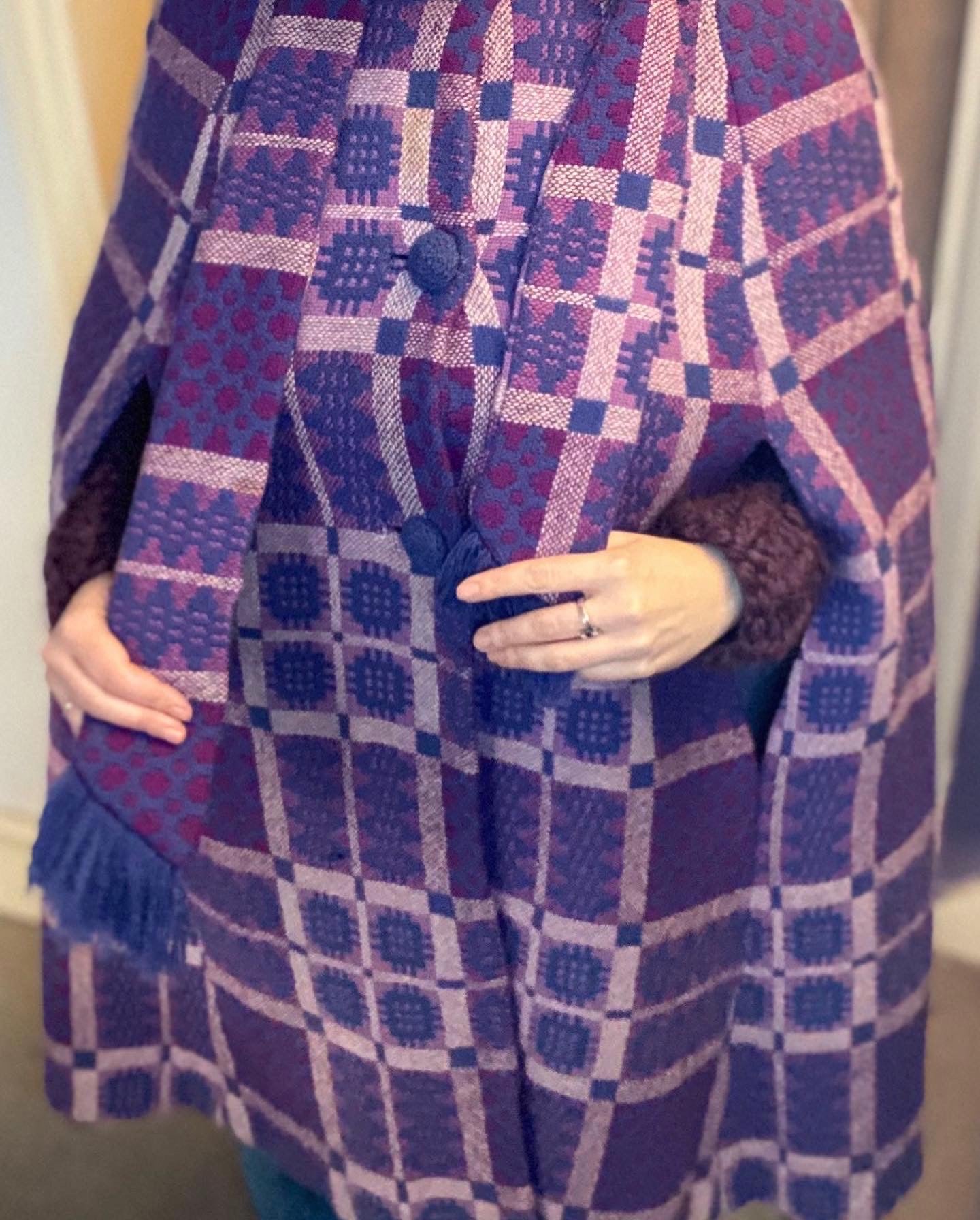 Vintage Purple long Welsh Wool Tapestry cape with attached scarf [16 18 20]