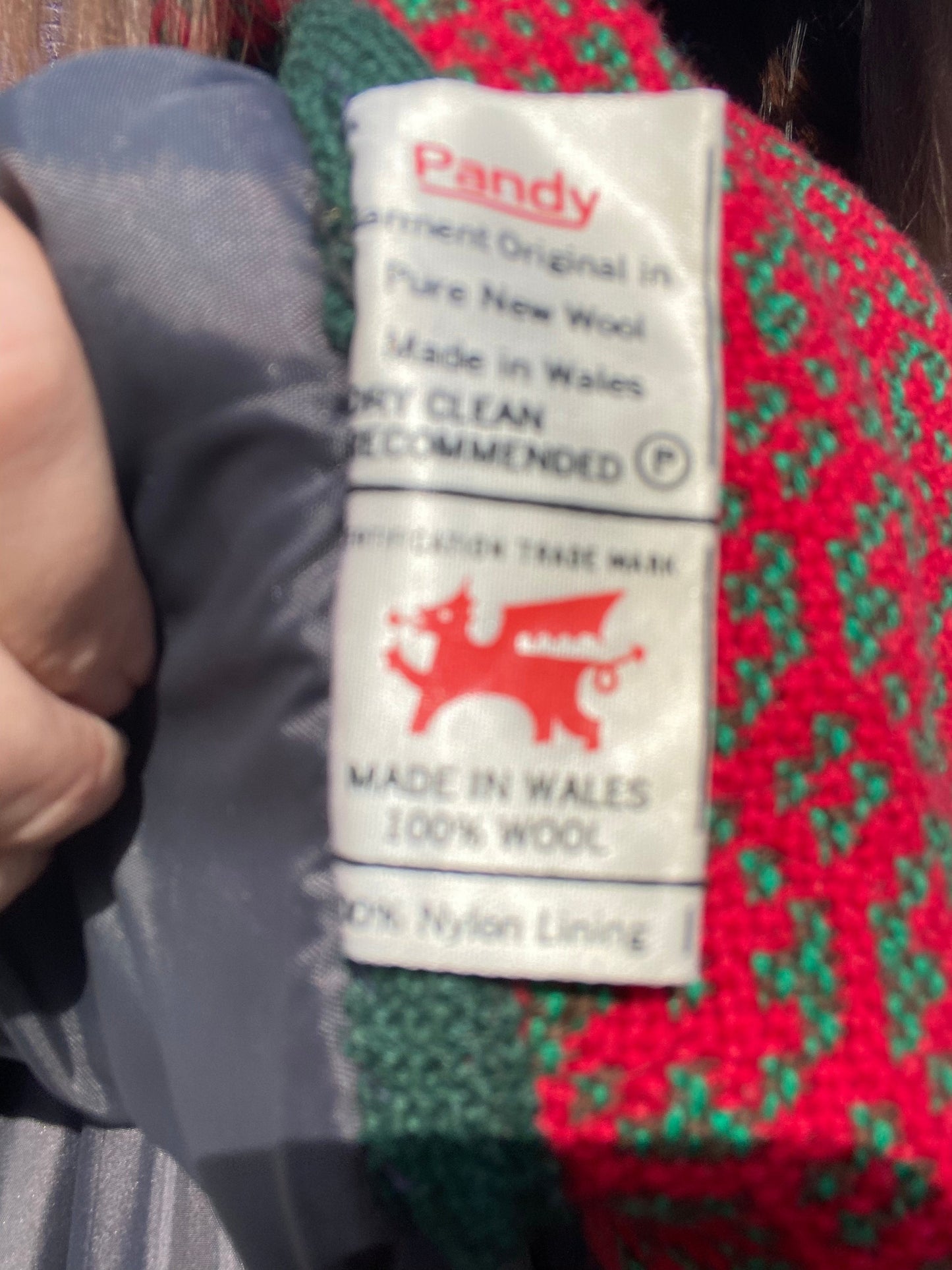 Vintage Long 70s Red Green collared Welsh Wool Tapestry cape [up to 20]