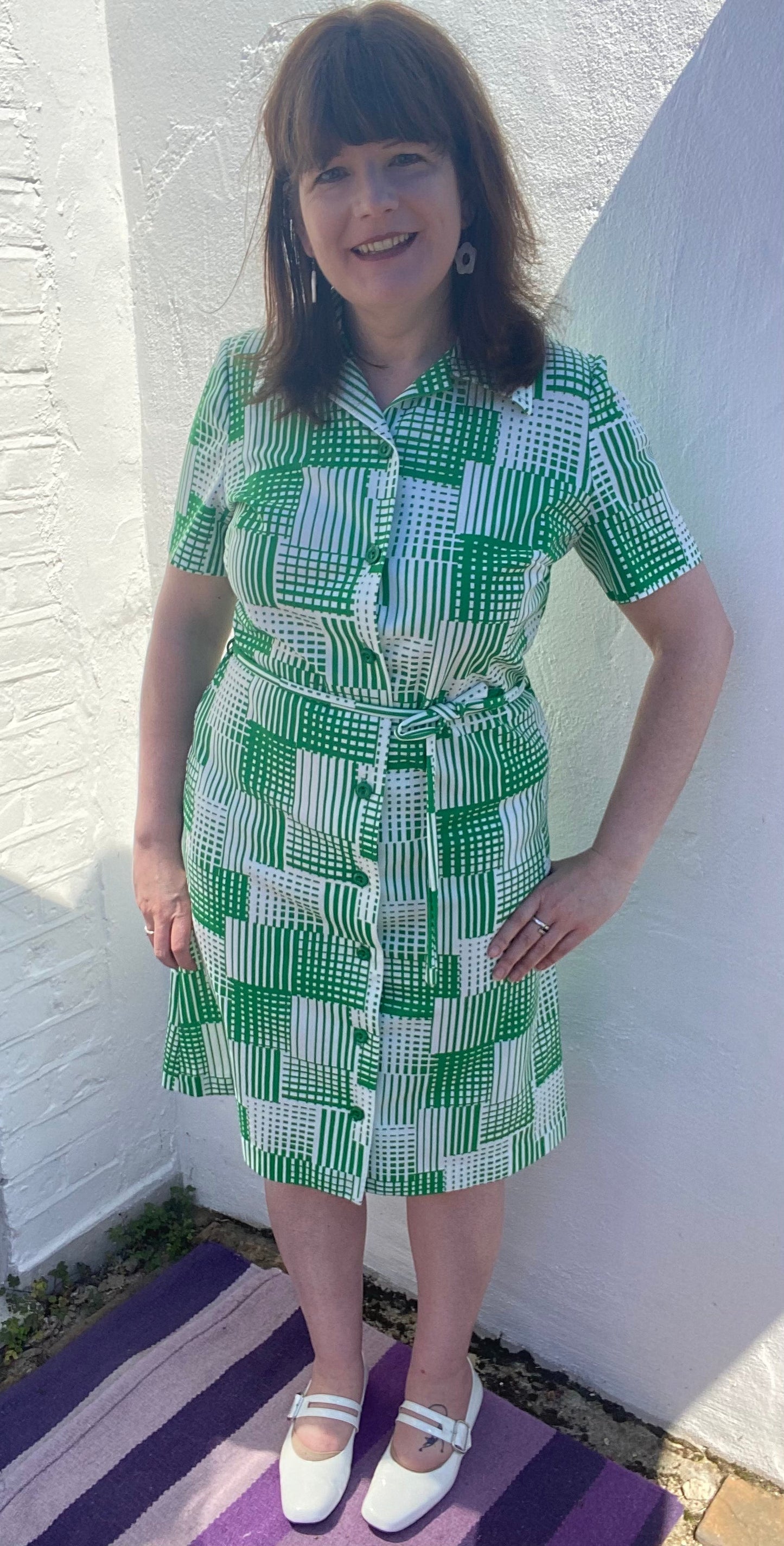 Vintage 70s green white St Michael shirt dress with belt short sleeves polyester size 14 16